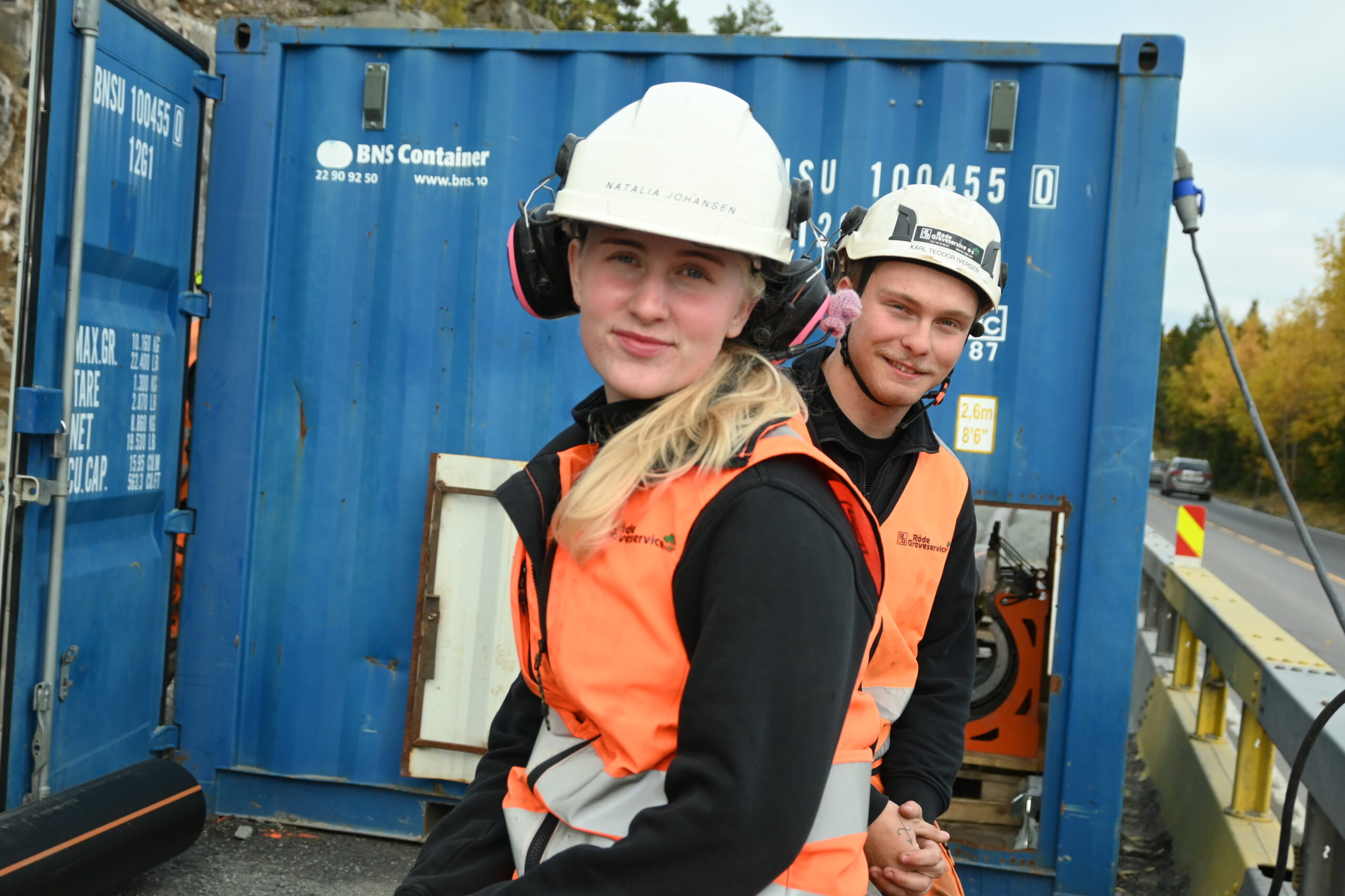Natalia og Karl Teodor angrer ikke på at de valgte å bli anleggsrørleggere.